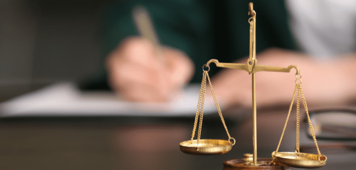 Why include an Arbitration clause in commercial contracts?